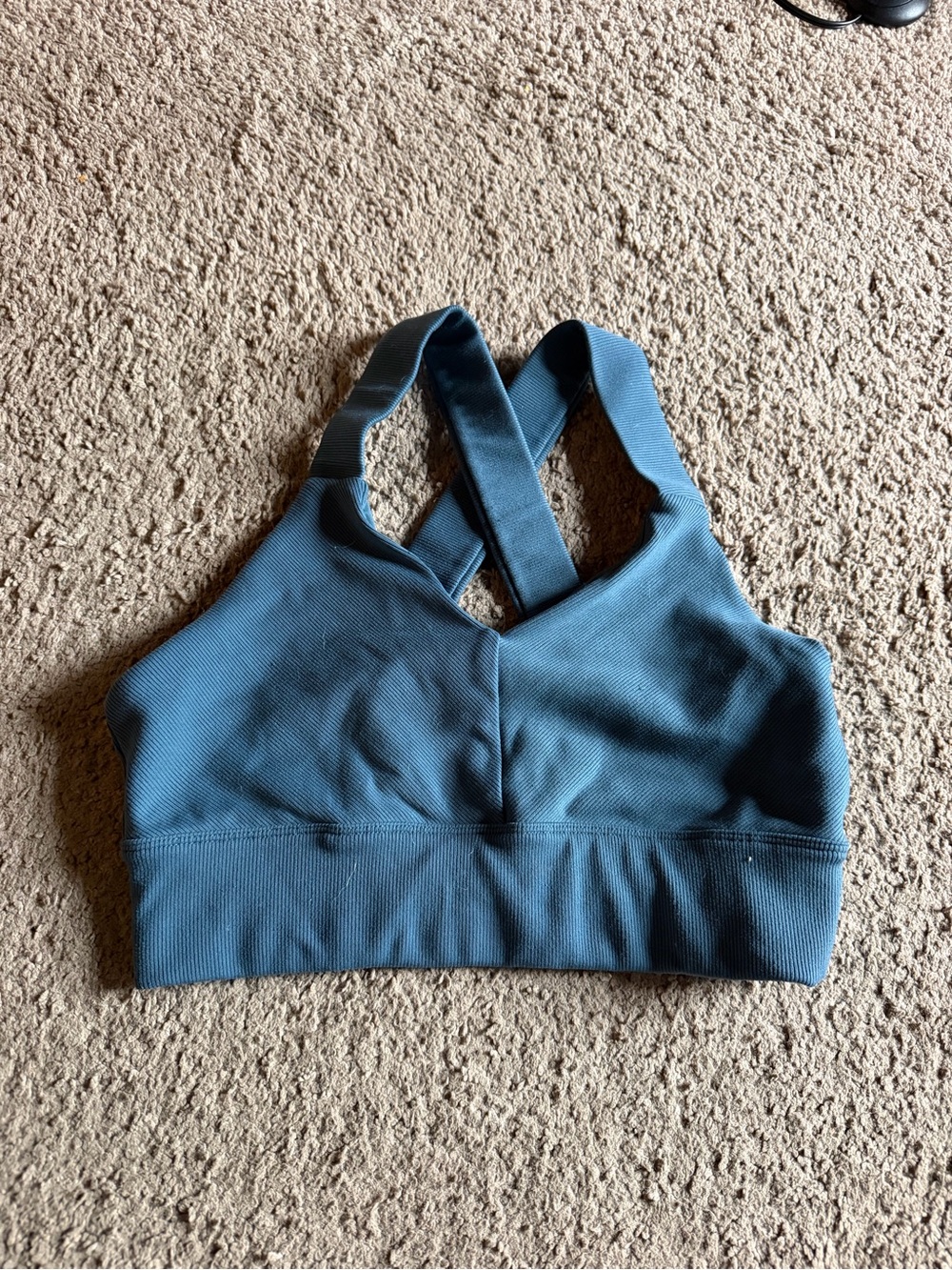 Alo Women's Cross-Back Seamless Sports Bra - Blue